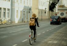 Defensive Pedal wants to make cycling safer with AI-powered navigation, starting from Romania